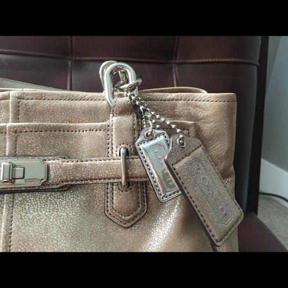 Coach Champagne Shimmer leather satchel - Picture 3 of 6